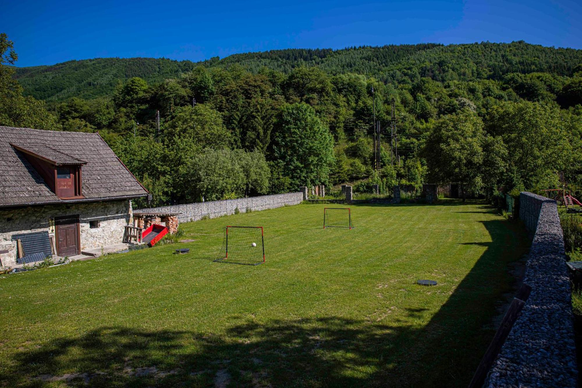 Ubytovacie Zariadenie U Mudajov Kralovany Exteriör bild